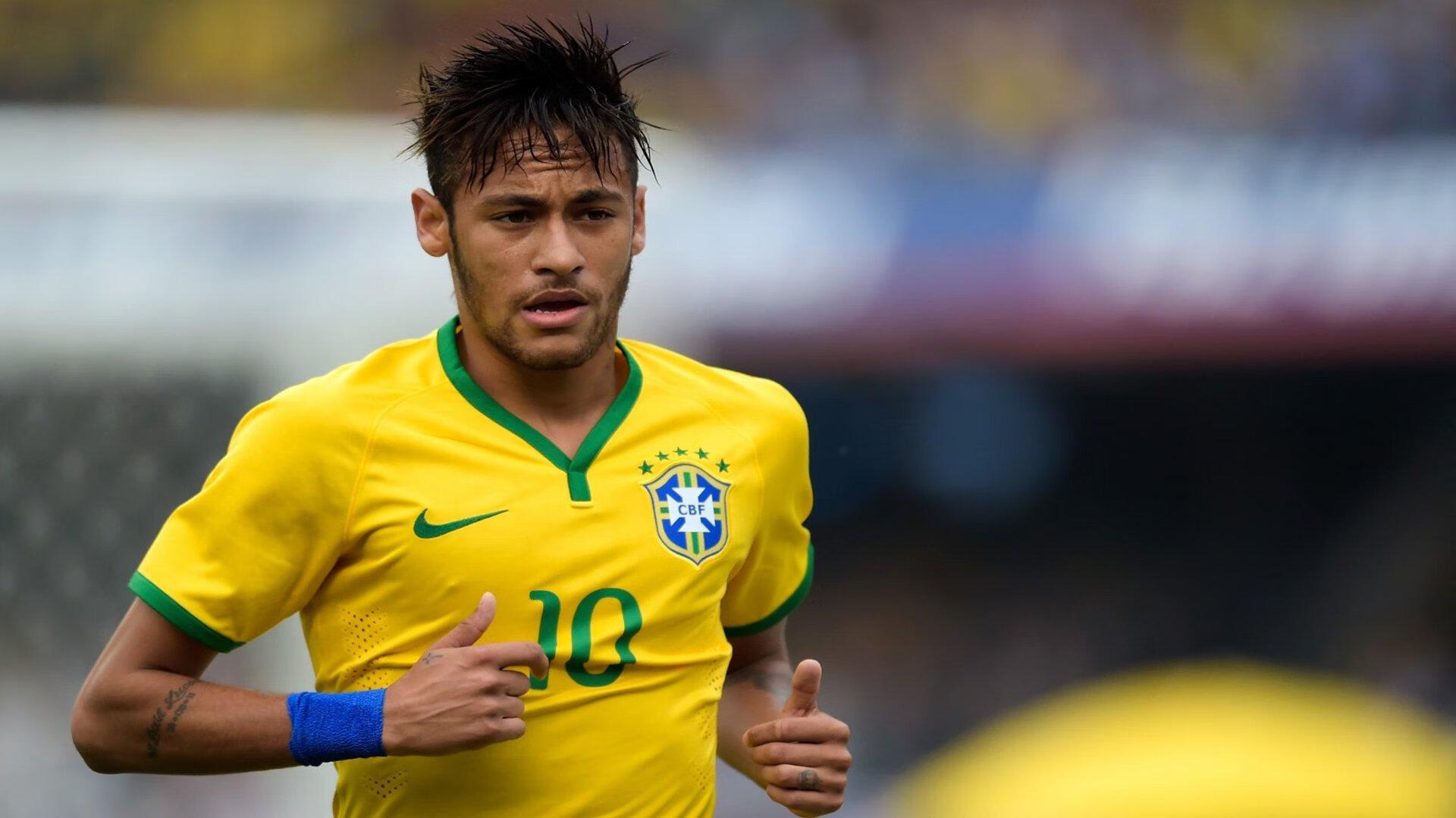 23岁新星打破尘封15年世界纪录，田径史迎来崭新篇章