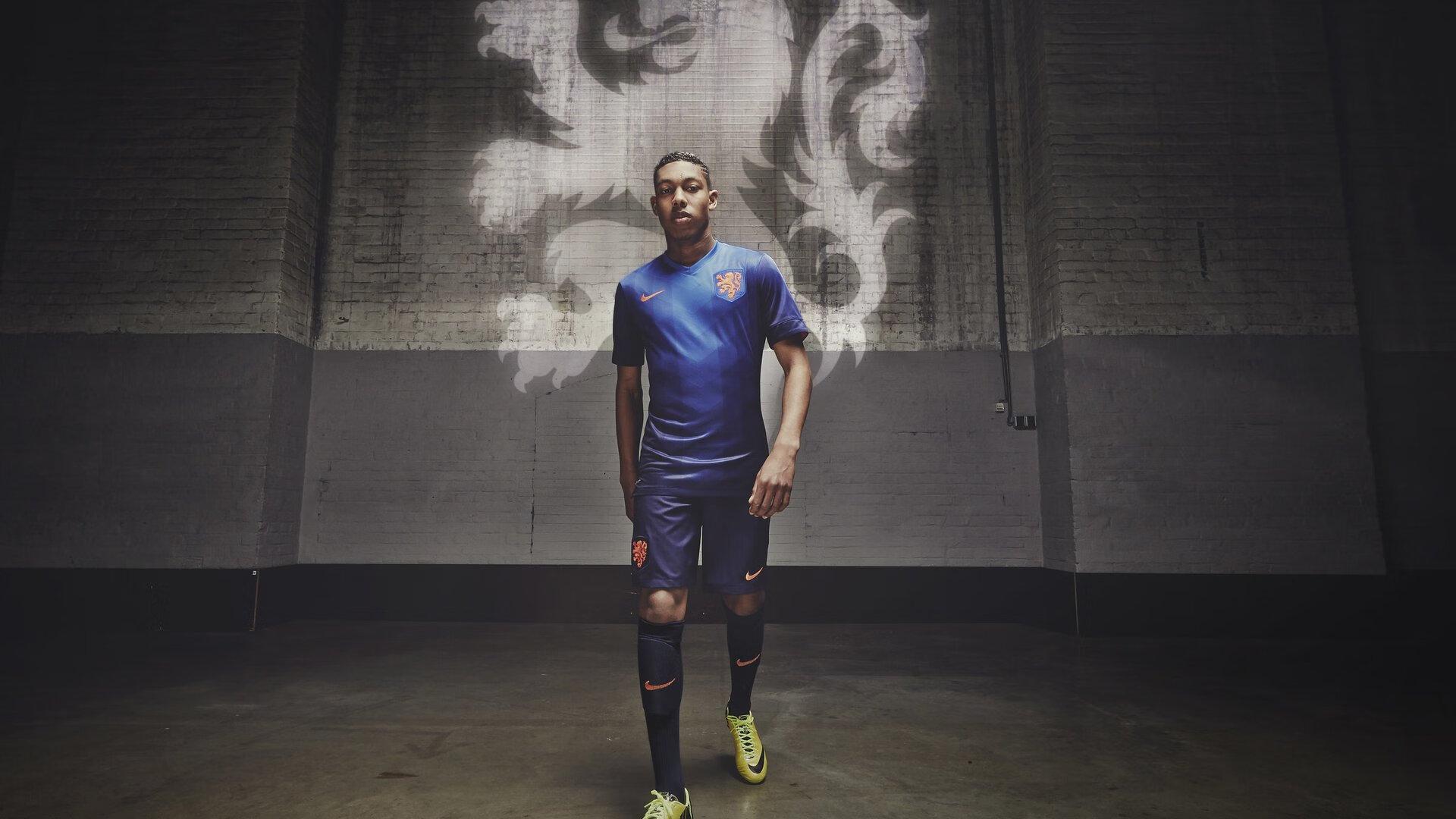 电竞世界杯落幕，中国战队斩获冠军，全球观众破纪录